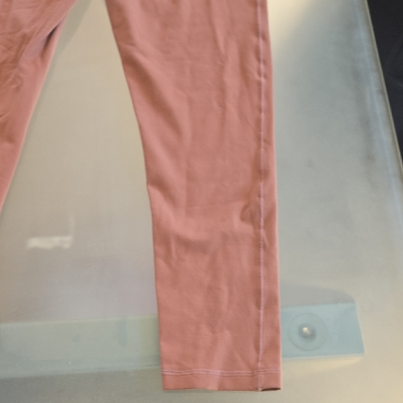 Prana Peach Activewear - Picture 6 of 13